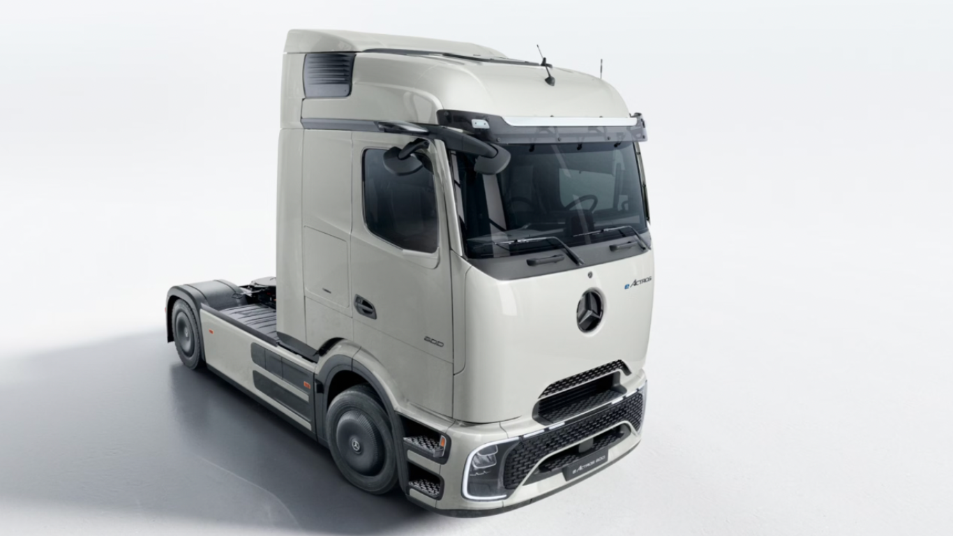 Il nuovo eActros 600 di Mercedes-Benz è l’International Truck of the Year 2025: innovazione e sostenibilità al centro