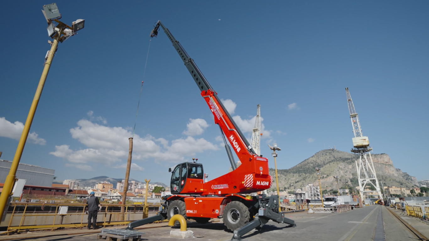 HTH 25.11: efficienza e potenza di Magni in azione al porto di Palermo