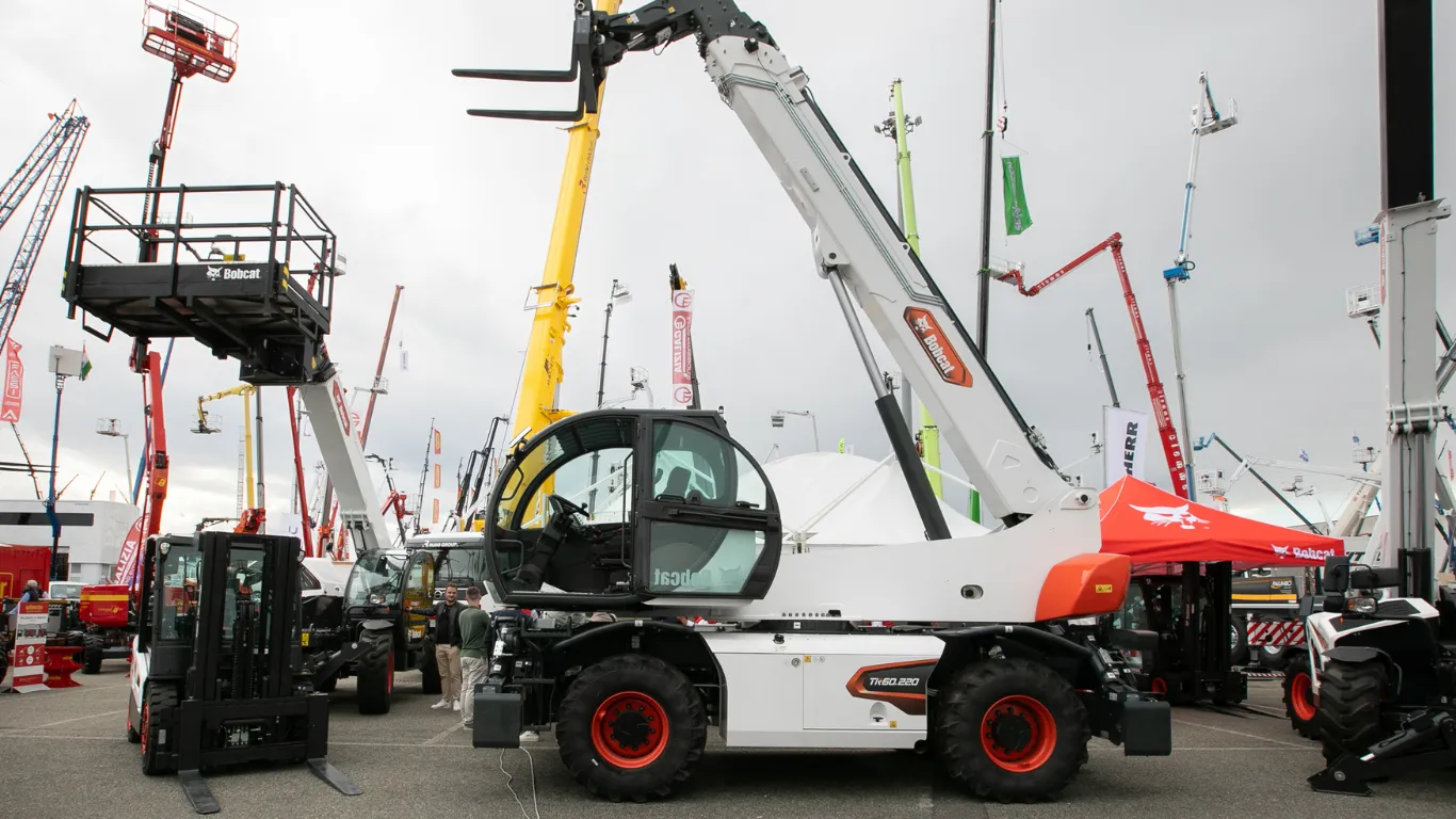 Bobcat al GIS Expo 2025 con telescopici e carrelli elevatori di ultima generazione