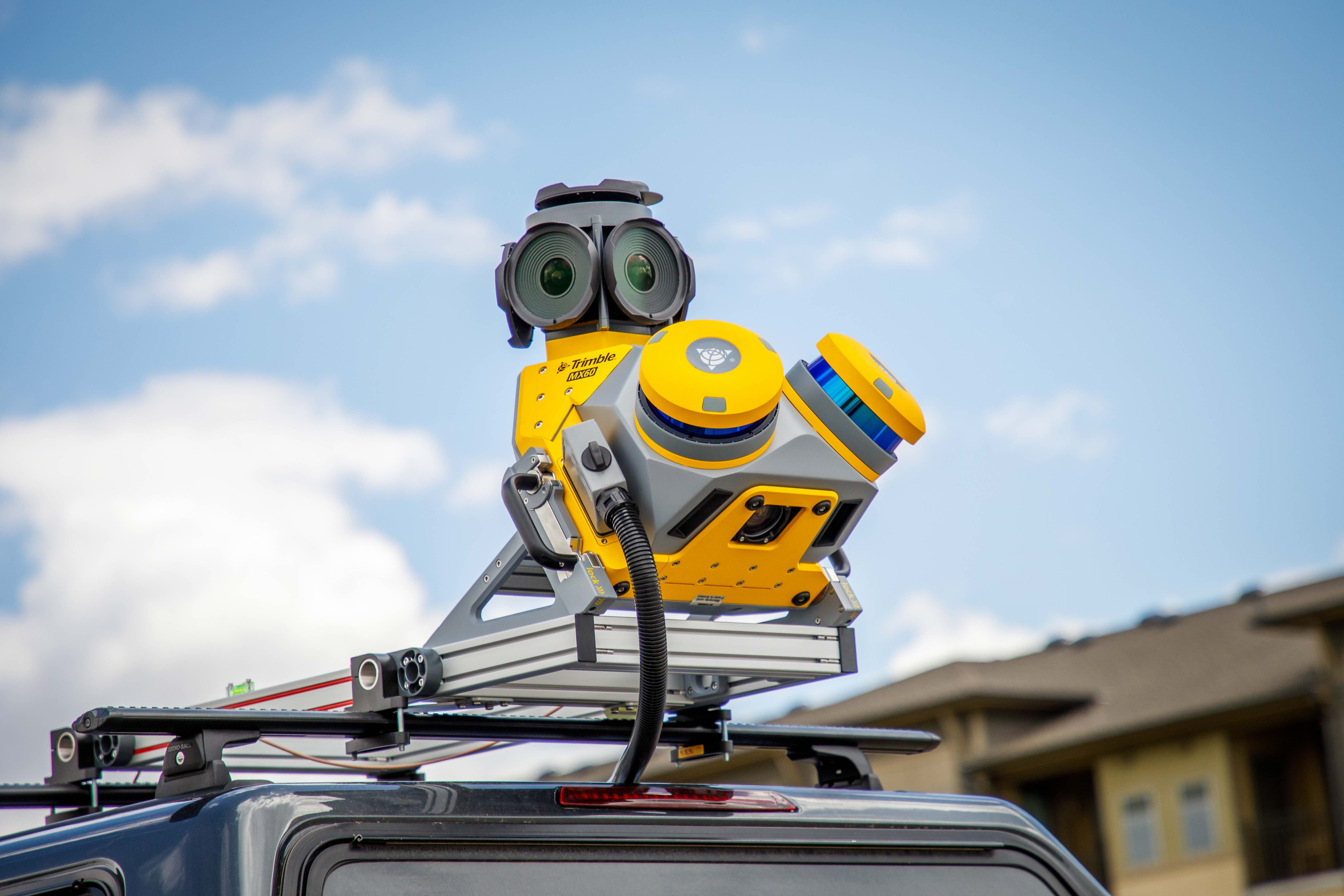 Trimble MX60: come funziona il sistema che trasforma le strade in dati