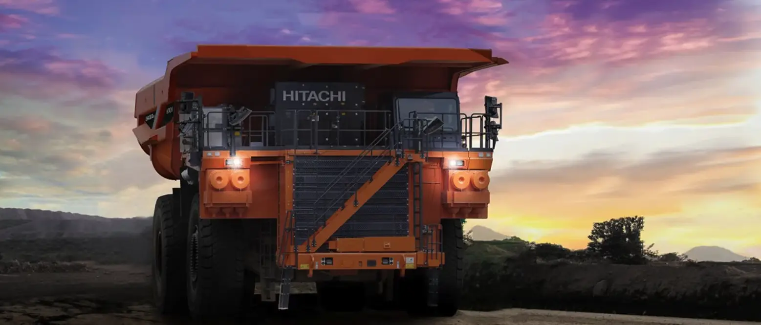Hitachi svela il nuovo dumper rigido EH4000AC-5 per i cantieri minerari