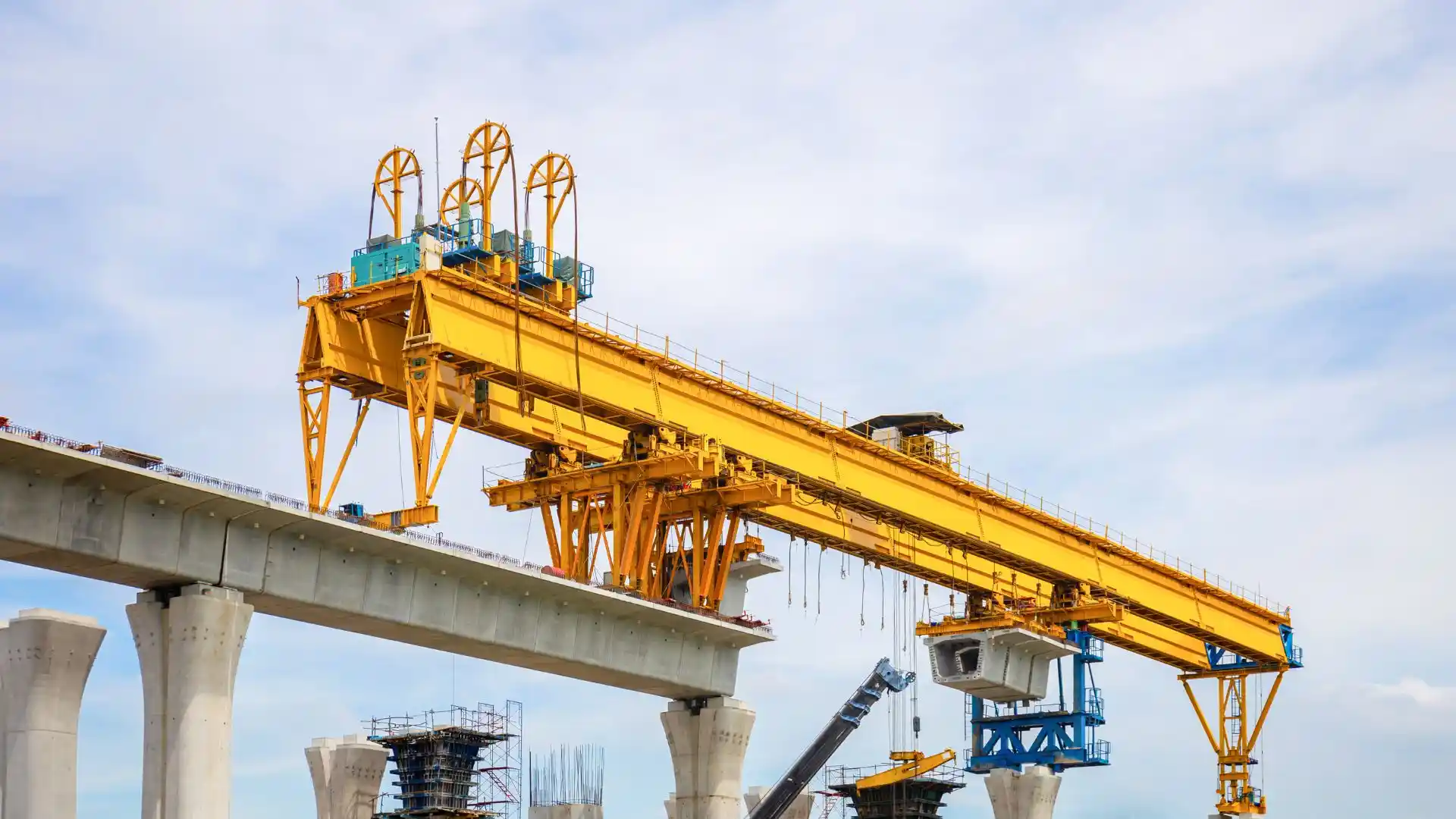 UE – Relazione speciale della Corte dei conti europea sulle infrastrutture di trasporto