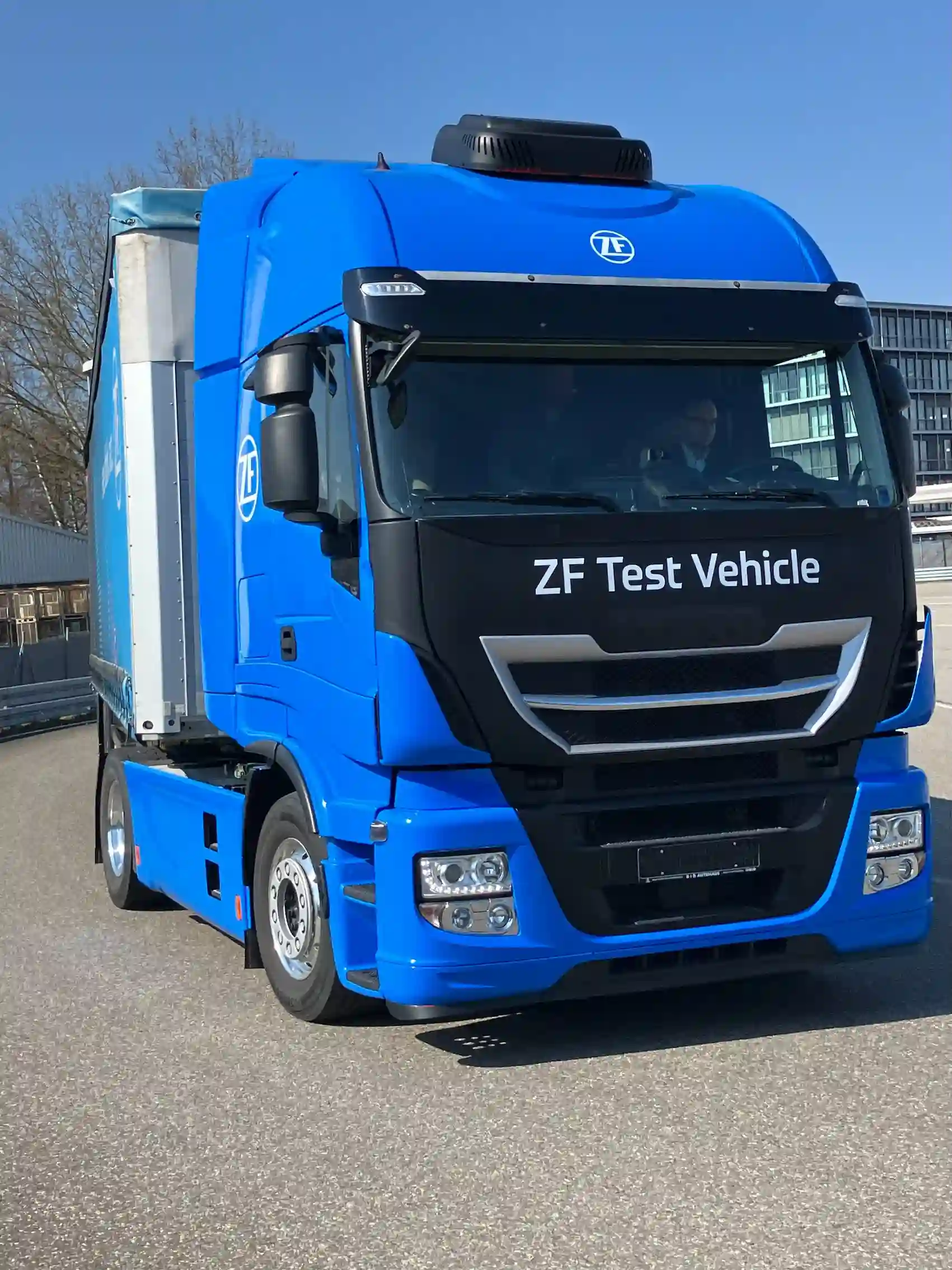 ZF presenta TraXon 2 Hybrid, la trasmissione ibrida per i veicoli pesanti