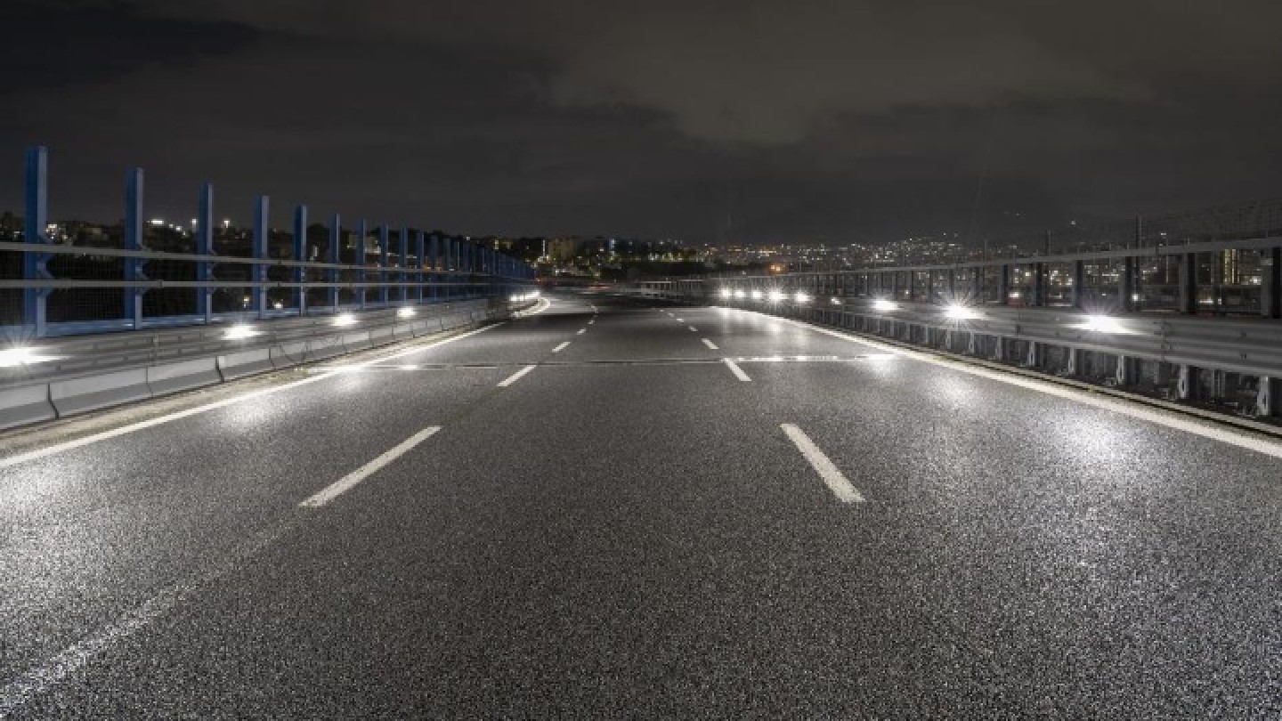 Smart Road in Italia: dalla Tangenziale di Napoli alla mobilità connessa